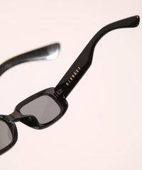 9997561-Preto_4