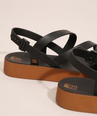 9995811-Preto_2