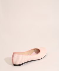 9986662-Rosa_3
