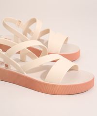 9995809-Off_White_2