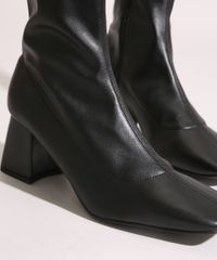 9985007-Preto_2