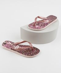 9955796-Rose_2