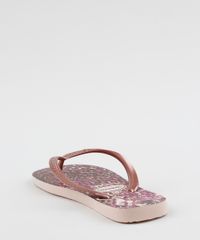 9955796-Rose_4