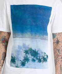 Camiseta-Masculina-com-Estampa-de-Coqueiros-Manga-Curta-Gola-Careca-Off-White-9229800-Off_White_4