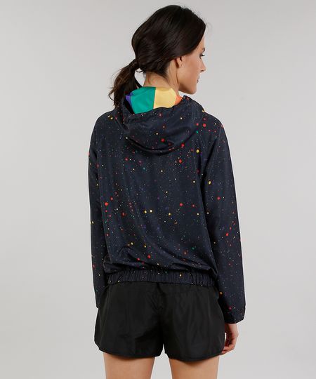 Jaqueta-Corta-Vento-com-Capuz-Arco-Iris-Estampada-de-Respingos-Preta-9216673-Preto_1 Jaqueta-Corta-Vento-com-Capuz-Arco-Iris-Estampada-de-Respingos-Preta-9216673-Preto_1