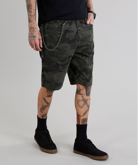 Bermuda-de-Sarja-Masculina-Reta-Estampada-Camuflada-com-Corrente-Verde-Militar-9202655-Verde_Militar_1