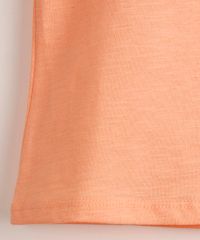 9996589-Coral_3