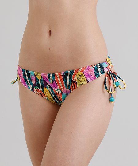 Biquini-Calcinha-Tanga-com-Franzido-Estampado-de-Pranchas-de-Surf-com-Protecao-UV50--Verde-9286637-Verde_1
