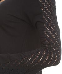 Blusa-Yessica-com-Recorte-em-Renda-Preto-7999776-Preto_4