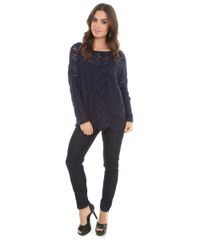 SUETER-COM-CURVAS-NA-BARRA-8005337_1 SUETER-COM-CURVAS-NA-BARRA-8005337_1