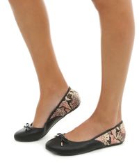 Sapatilha-com-Estampa-Animal-Print-Moleca-Preta-8068279-Preto_5