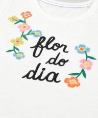 Blusa-Infantil-Fabula-com-Bordado--Flor-do-Dia--Manga-Curta-Decote-Redondo-Off-White-9225087-Off_White_5