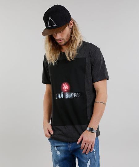 Camiseta-Masculina--Jilo-Sucks--Manga-Curta-Gola-Careca-Cinza-Mescla-Escuro-9203360-Cinza_Mescla_Escuro_1 Camiseta-Masculina--Jilo-Sucks--Manga-Curta-Gola-Careca-Cinza-Mescla-Escuro-9203360-Cinza_Mescla_Escuro_1