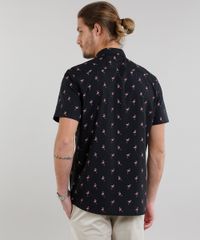 Camisa-Masculina-Estampada-de-Flamingos-com-Bolso-Manga-Curta-Preta-9124765-Preto_2