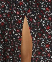 Blusa-Estampada-com-Elementos-do-Mar-Preta-8014819-Preto_4