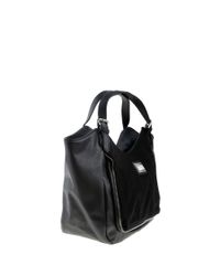 Bolsa-com-Ziper-Preta-8015817-Preto_2