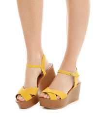 Sandalia-Plataforma-Amarela-8109612-Amarelo_5