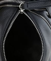 Bolsa-com-Ziper-Preta-8045481-Preto_3