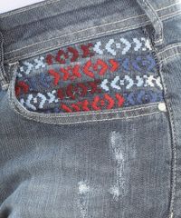 Short-Jeans-com-Bordado-Azul-Medio-8100203-Azul_Medio_4