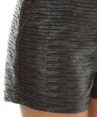 Shorts-com-Pregas-Preto-8009885-Preto_4