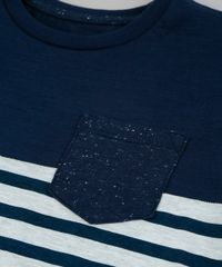 Camiseta-Infantil-com-Listras-e-Bolso-Manga-Curta-Gola-Careca-Azul-Marinho-9233735-Azul_Marinho_3
