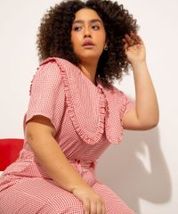 Blusa-Plus-Size-Estampada-Xadrez-Vichy-Gola-Boneca-com-Babado-Manga-Curta-Mindset-Vermelha-1004369-Vermelho_4