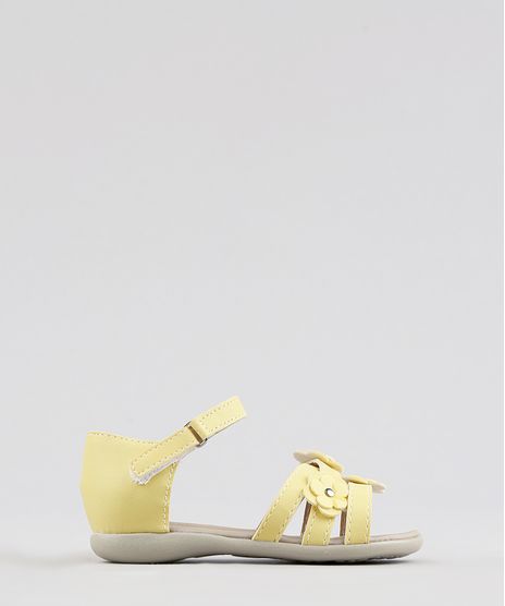 Sandalia-Infantil-com-Tiras-e-Flores-Amarela-9272024-Amarelo_1