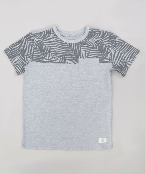 Camiseta-Infantil-com-Estampa-de-Folhagem-e-Bolso-Manga-Curta-Gola-Careca-Cinza-Mescla-9233714-Cinza_Mescla_1