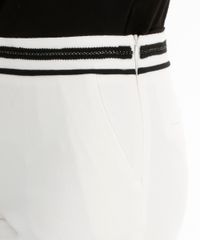Short-Texturizado-Off-White-8016769-Off_White_4