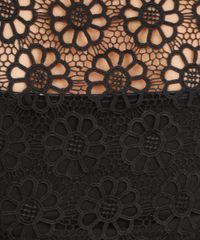 Regata-Cropped-em-Guipir-Preta-8092557-Preto_4