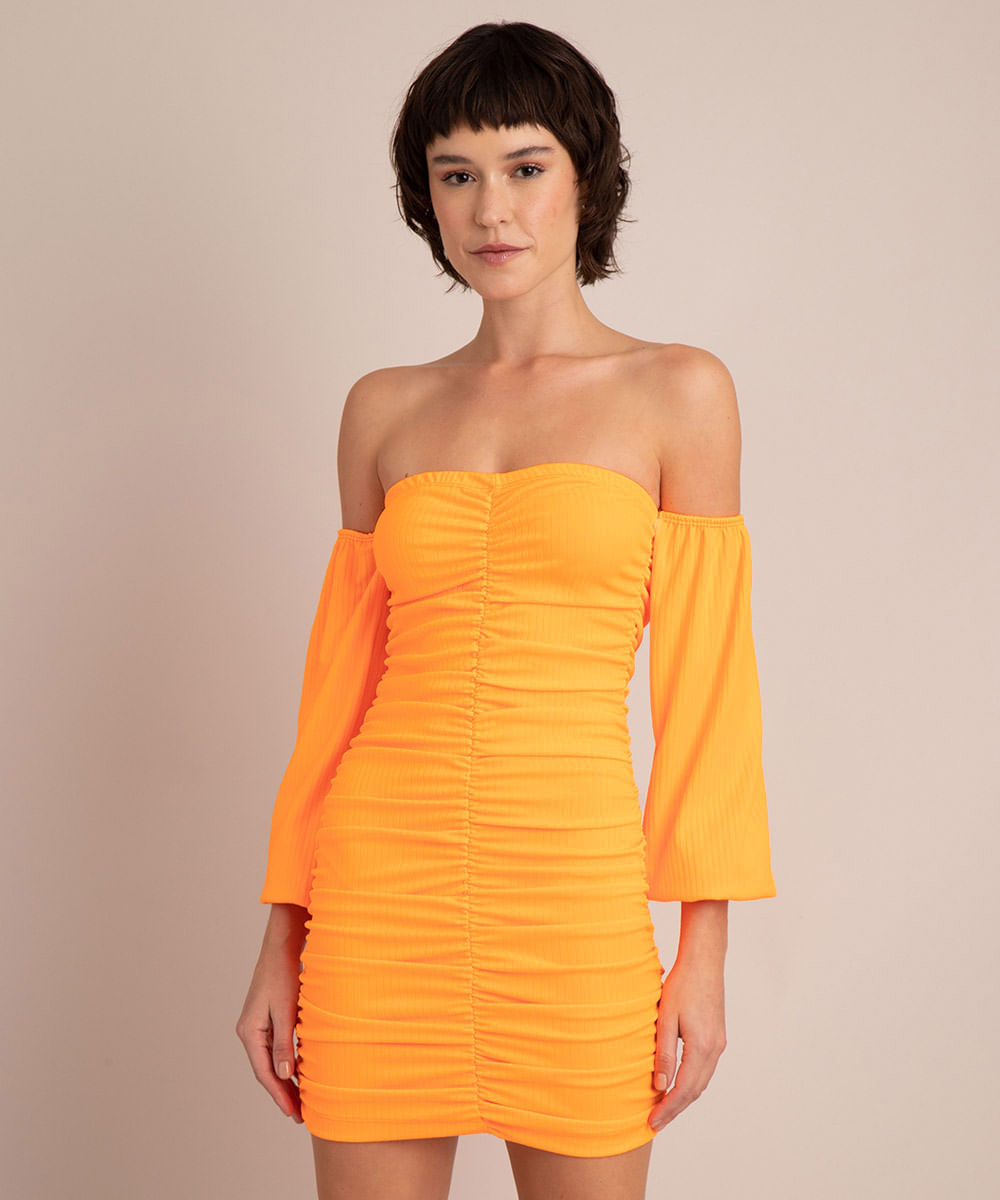 Vestido Curto Franzido Canelado Manga Bufante Ombro a Ombro Laranja Neon
