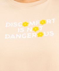 Blusa-Cropped-Plus-Size--Discomfort-Is-Not-Dangerous--Manga-Curta-Decote-Redondo-Kaki-1004107-Kaki_2
