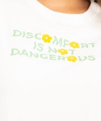 Blusa-Cropped-Plus-Size--Discomfort-Is-Not-Dangerous--Manga-Curta-Decote-Redondo-Off-White-1004107-Off_White_2
