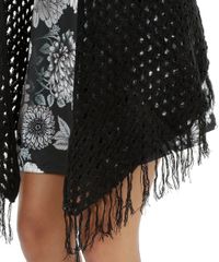 Colete-com-Franjas--Preto-8022215-Preto_4