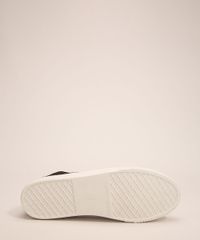 1009991-Preto_5