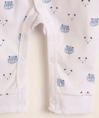 9986076-Off_White_4