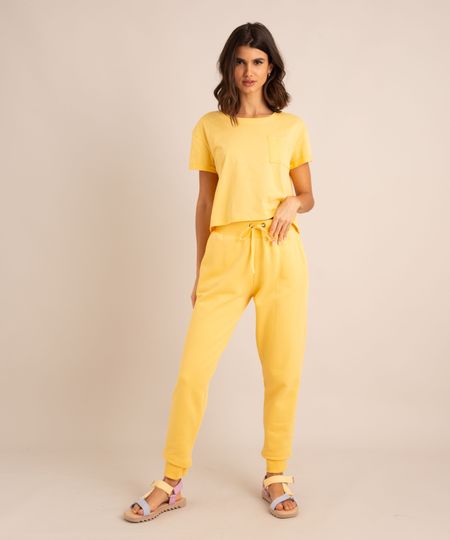 conjunto-basico-de-camiseta-cropped-com-bolso-manga-curta-decote-redondo---calca-jogger-de-moletom-cintura-media--amarelo-claro-1006882-Amarelo_Claro_1 conjunto-basico-de-camiseta-cropped-com-bolso-manga-curta-decote-redondo---calca-jogger-de-moletom-cintura-media--amarelo-claro-1006882-Amarelo_Claro_1