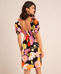 vestido-curto-estampado-floral-manga-bufante-decote-princesa-com-botoes-preto-1002040-Preto_2
