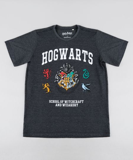 Camiseta-Infantil-Harry-Potter-Hogwarts-Manga-Curta-Gola-Careca-Cinza-Mescla-Escuro-9232196-Cinza_Mescla_Escuro_1 Camiseta-Infantil-Harry-Potter-Hogwarts-Manga-Curta-Gola-Careca-Cinza-Mescla-Escuro-9232196-Cinza_Mescla_Escuro_1
