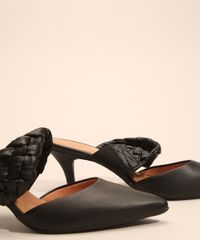 scarpin-feminino-bico-fino-com-tira-trancada-salto-medio-fino-vizzano-preto-1007459-Preto_2 scarpin-feminino-bico-fino-com-tira-trancada-salto-medio-fino-vizzano-preto-1007459-Preto_2