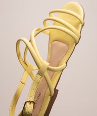 rasteirinha-infantil-com-tiras-finas-amarela-1007009-Amarelo_2