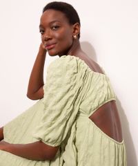 vestido-midi-texturizado-com-bolso-manga-bufante-decote-reto-mindset-verde-claro-1012476-Verde_Claro_3
