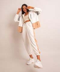 9998566-Off_White_3