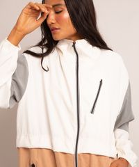 9998566-Off_White_4