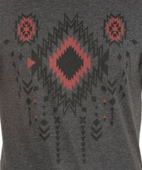 Camiseta-com-Estampa-Etnica-Cinza-Escuro-8115750-Cinza_Escuro_4 Camiseta-com-Estampa-Etnica-Cinza-Escuro-8115750-Cinza_Escuro_4