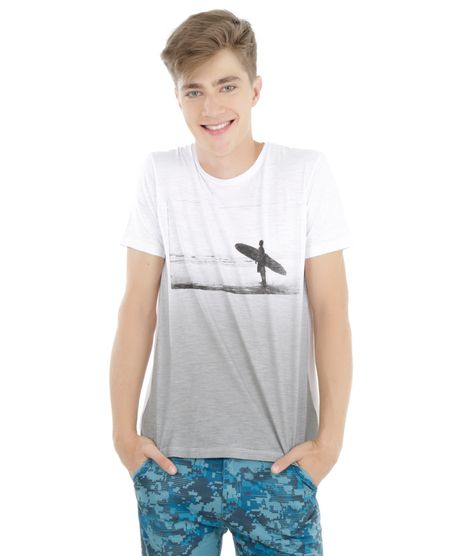 Camiseta-Flame-com-Estampa-de-Surfista-Branca-8034262-Branco_1