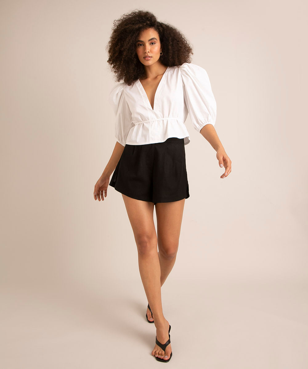 short de alfaiataria cintura super alta com fendas e linho preto