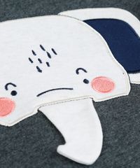 Conjunto-Infantil-de-Camiseta-Estampa-Interativa-Elefante-Manga-Curta-Cinza-Mescla-Escuro---Calca-Estampada-de-Bichos---Babador-Off-White-9118889-Off_White_4 Conjunto-Infantil-de-Camiseta-Estampa-Interativa-Elefante-Manga-Curta-Cinza-Mescla-Escuro---Calca-Estampada-de-Bichos---Babador-Off-White-9118889-Off_White_4