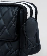 Bolsa-Transversal-Feminina-Matelasse-com-Alca-Esportiva-Listrada-Preta-9202651-Preto_4