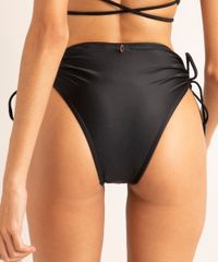 1012757-Preto_3